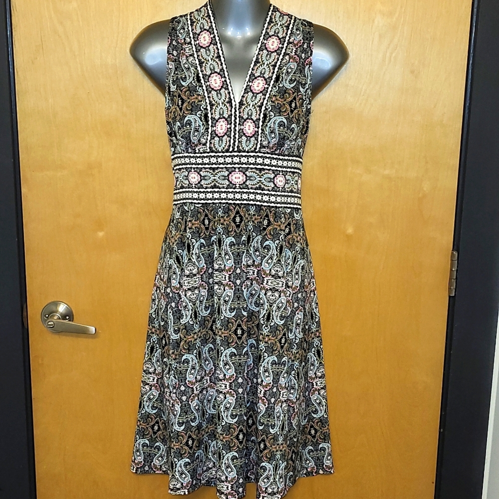Wisp midi dress, size 0, paisley